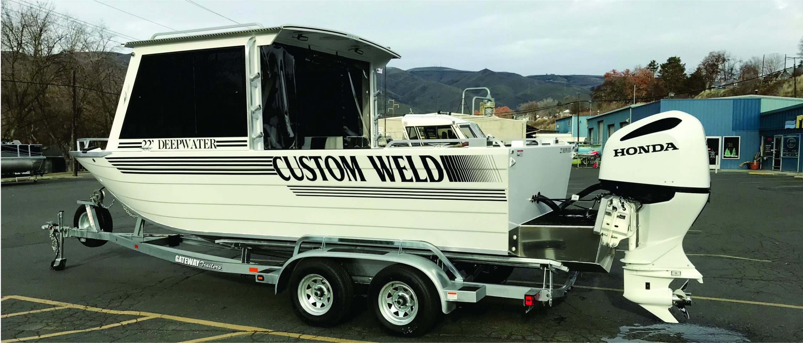 18’ - 32’ Custom Outboards
